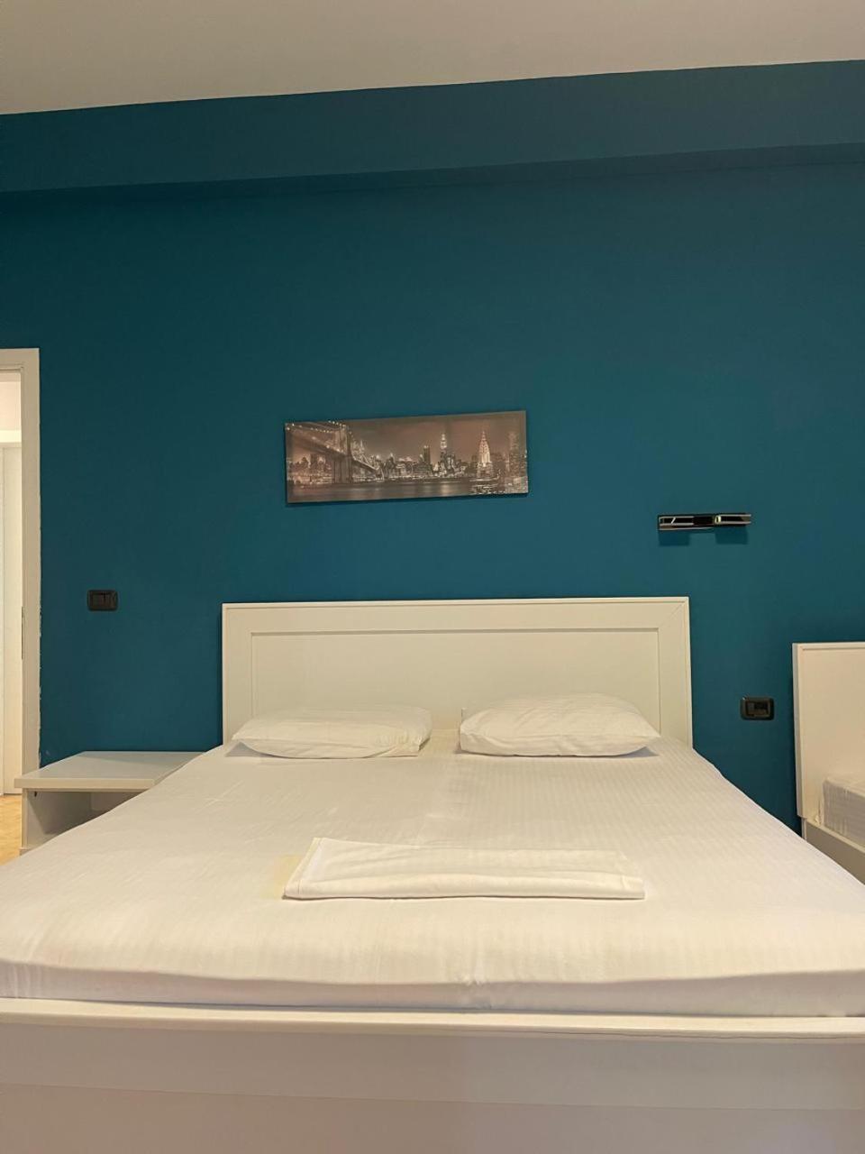 Envi Hotel 3*