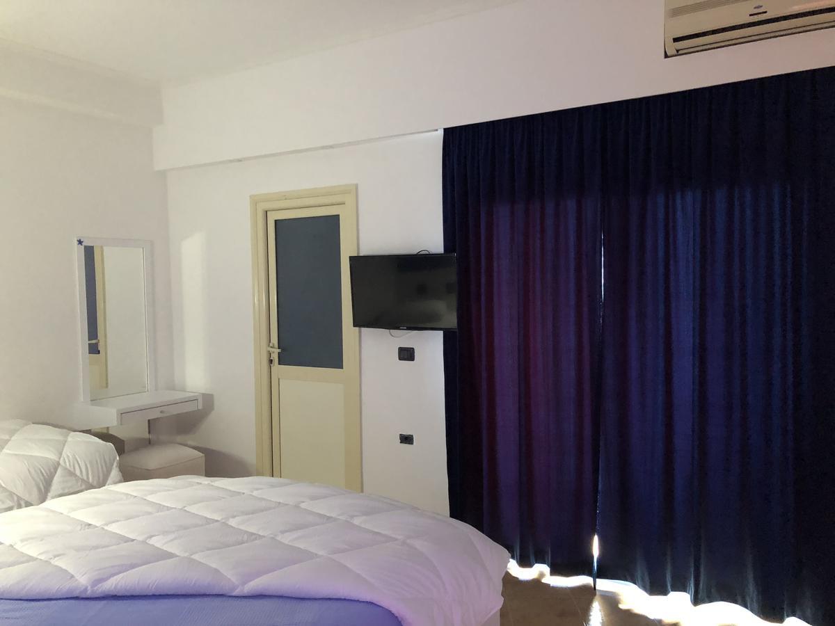 Envi Hotel Radhimë